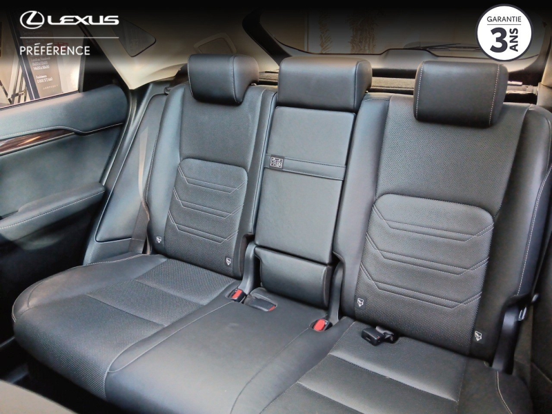 LEXUS NX 300h 4WD Executive - 12