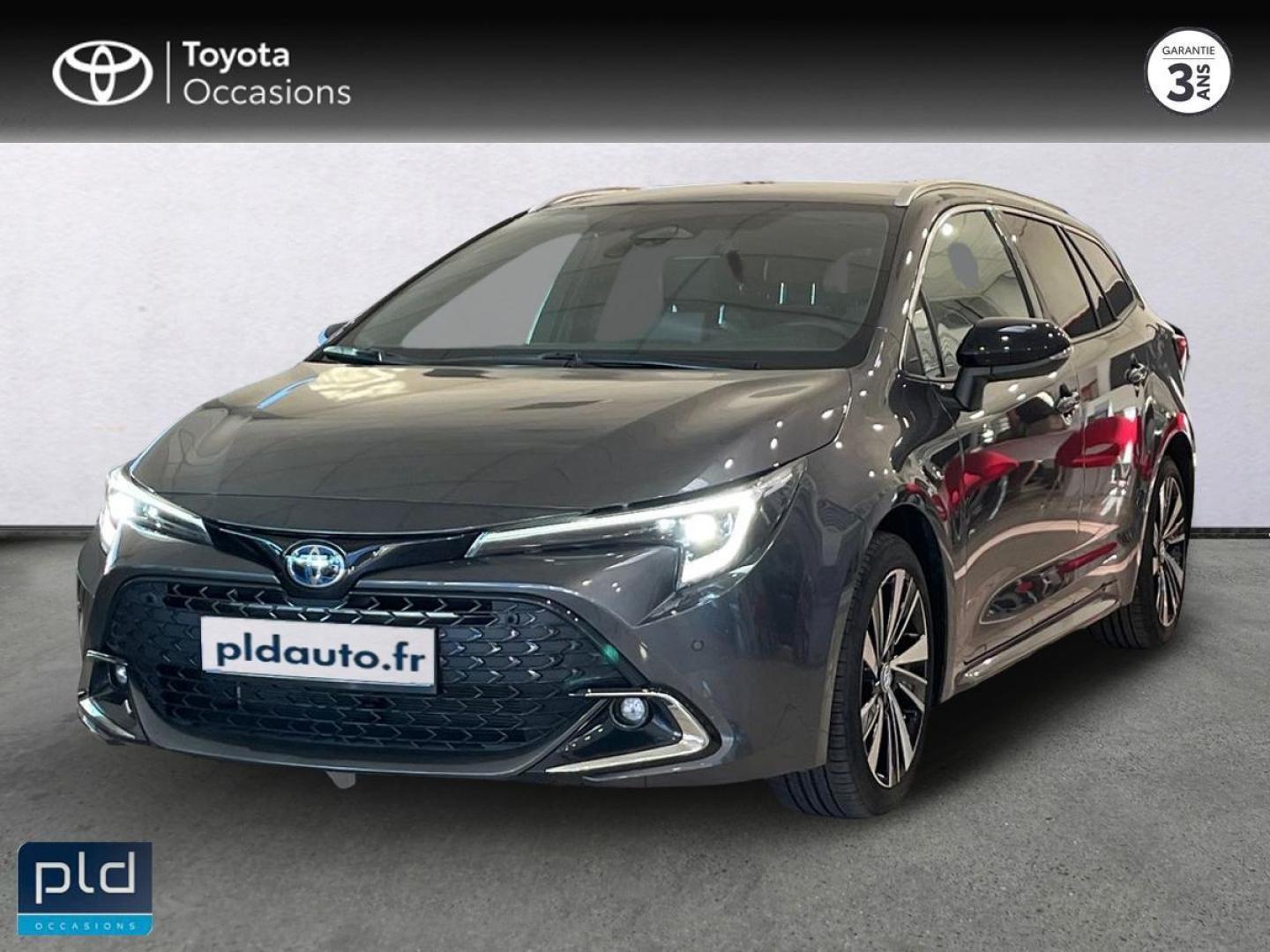 TOYOTA Corolla Touring Spt 14669km